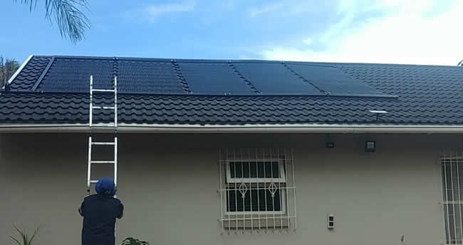 Best Solar Pool Panels in South Africa – Shop DIY Kits Online